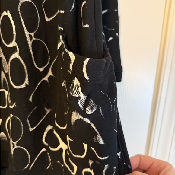 Paper Temples Graphic Sweatshirt - Picture 3 of 4